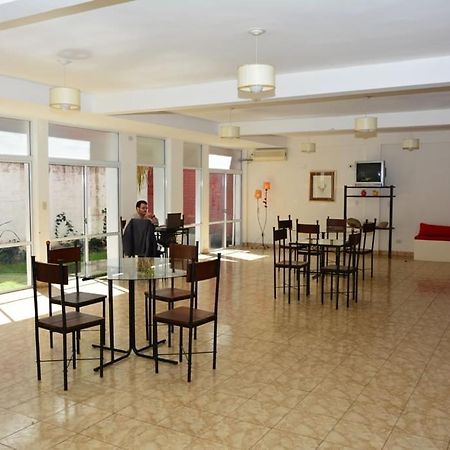 Hotel Del Pilar サルタ エクステリア 写真
